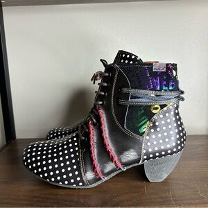 TMA Eyes Black Leather Polka Dot Abstracted Heeled Boots Sz 42